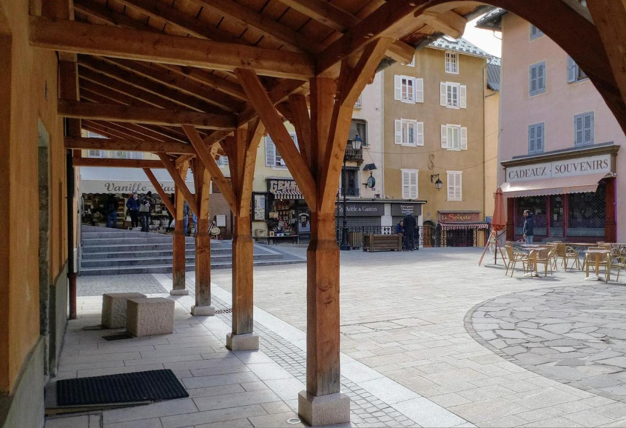 Appartement Au Depart Des Remontees Mecaniques - Briancon Eksteriør billede